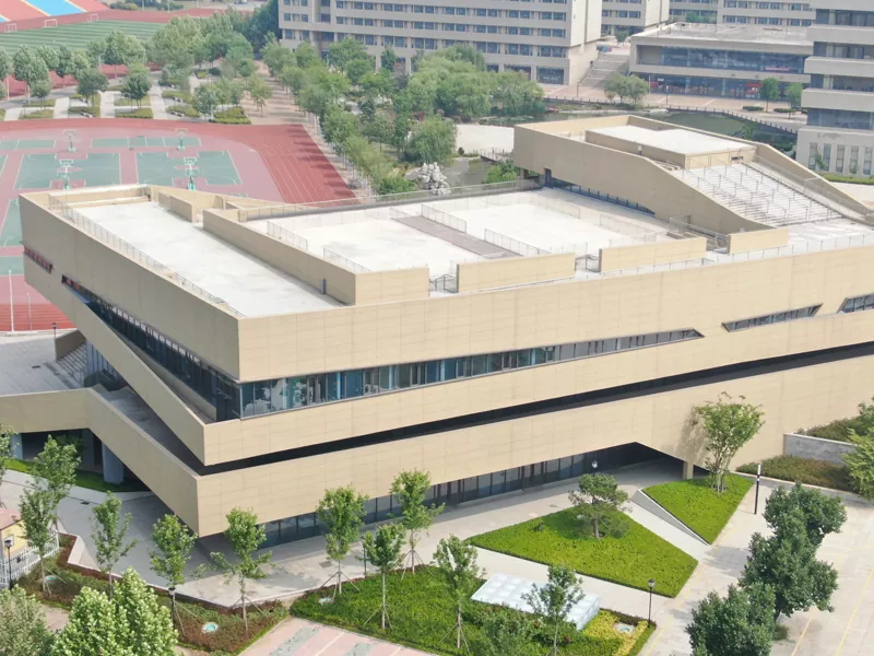 ඔබේ මීළඟ කැම්පස් ව්‍යාපෘතිය සඳහා පාසල් වානේ ගොඩනැගිල්ලක් තෝරා ගන්නේ ඇයි?